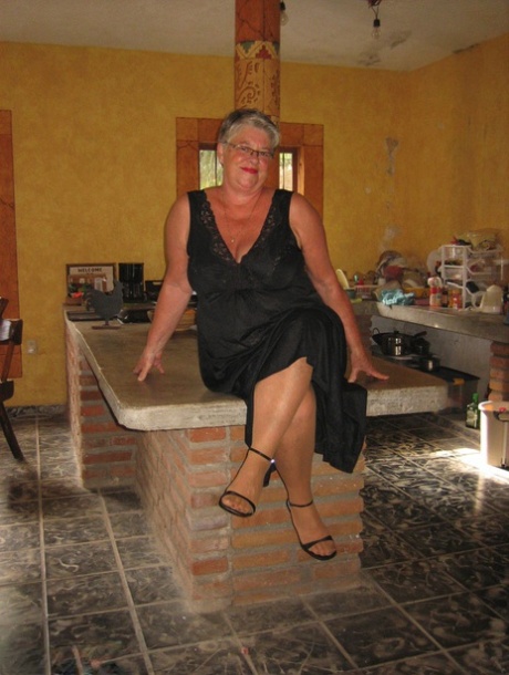 svart bestemor xxxx porno perfekt bilder